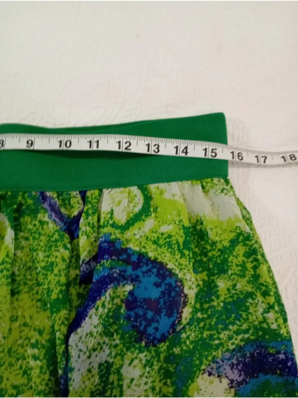 E By ECI Green Multicolor Abstract Print Skirt With Elastic Waistband & Zipper C